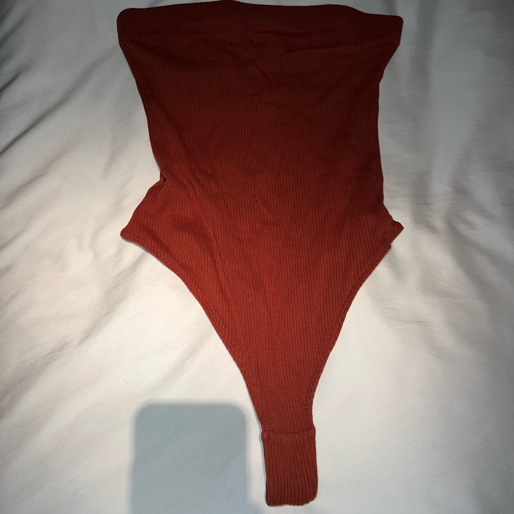 burnt orange strapless bodysuit